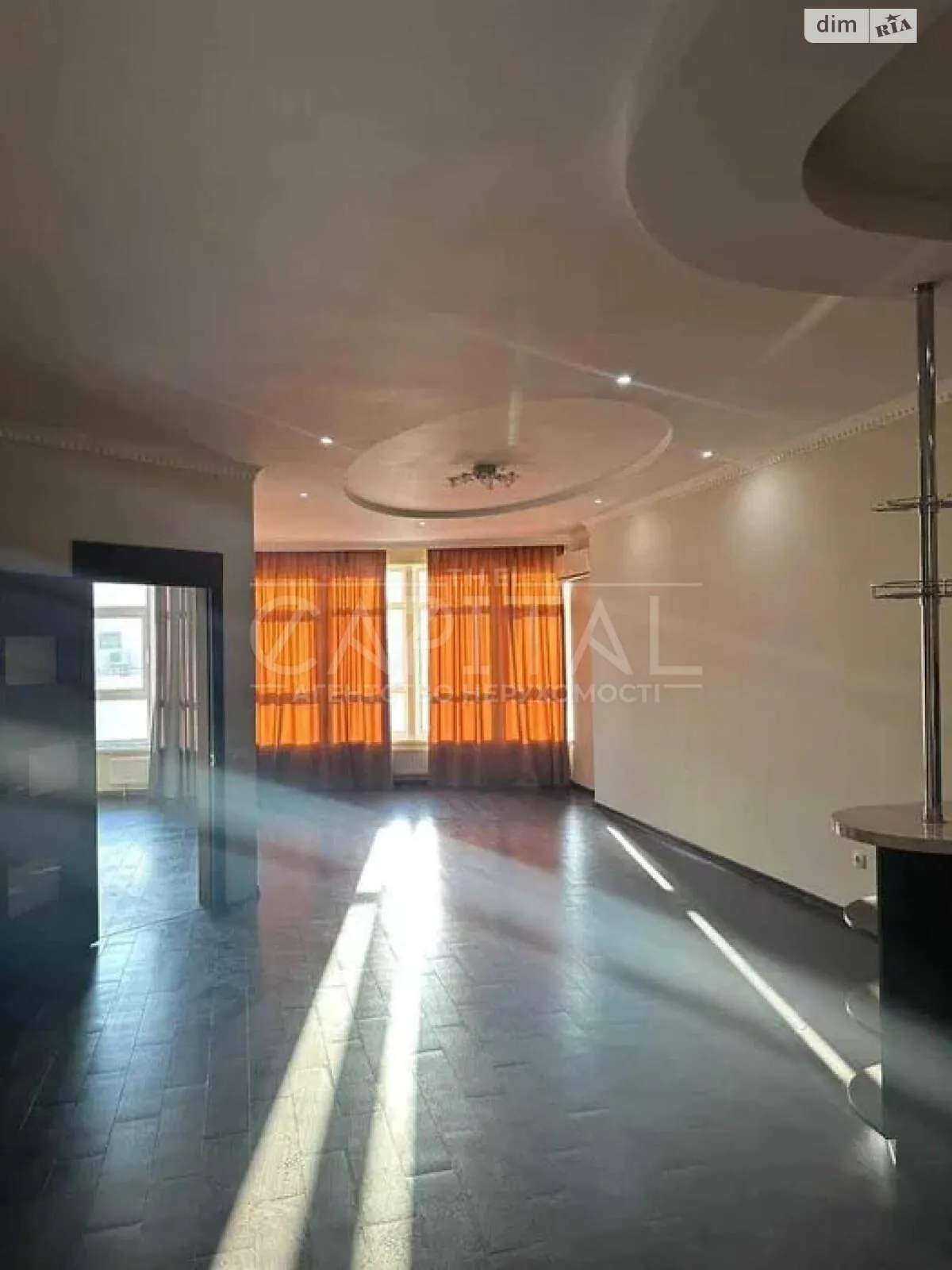 Здається в оренду офіс 100 кв. м в бізнес-центрі, цена: 800 $ - фото 1