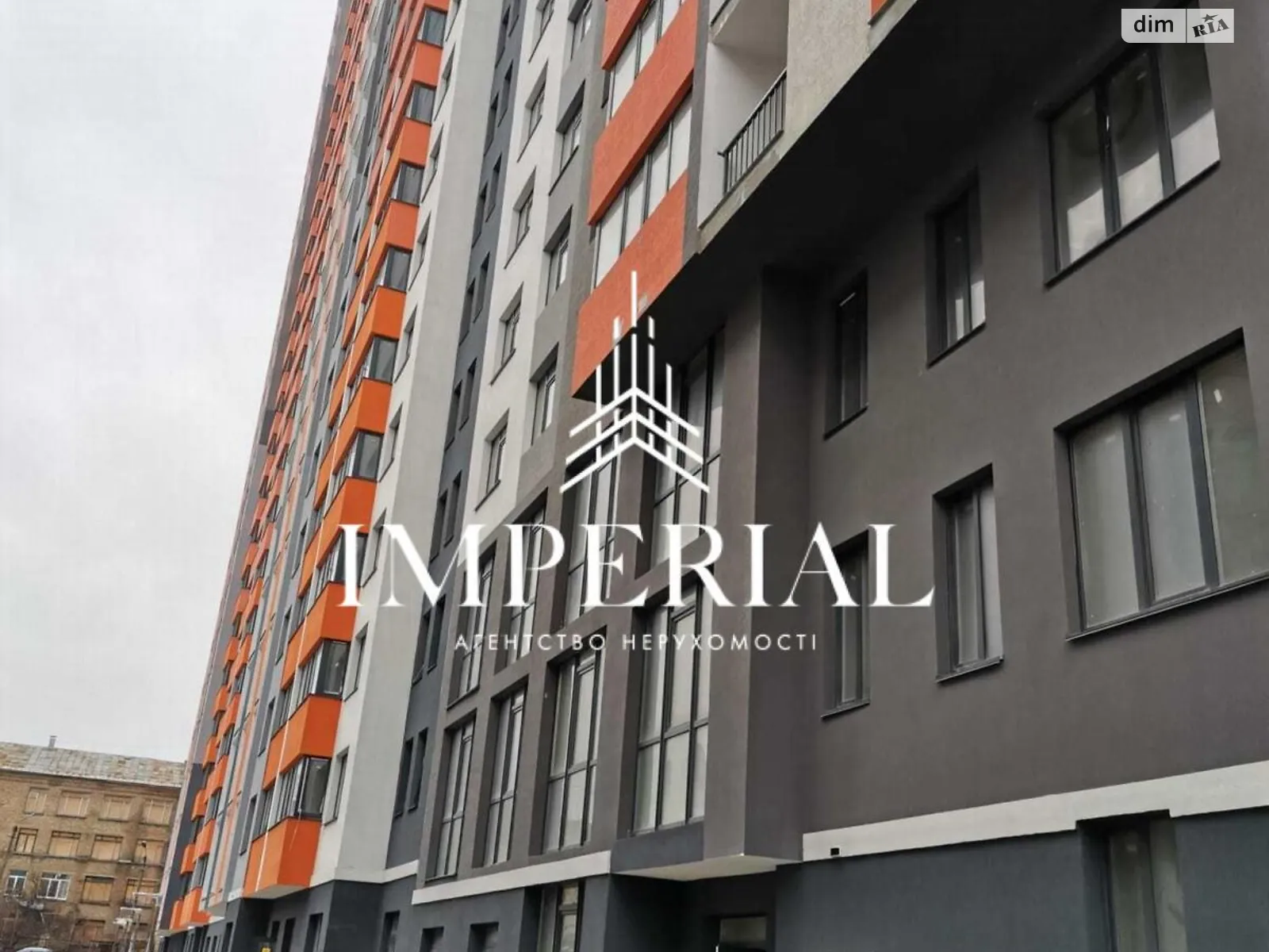 Продается 1-комнатная квартира 46 кв. м в Киеве, ул. Владимира Сосюры, 6 - фото 1