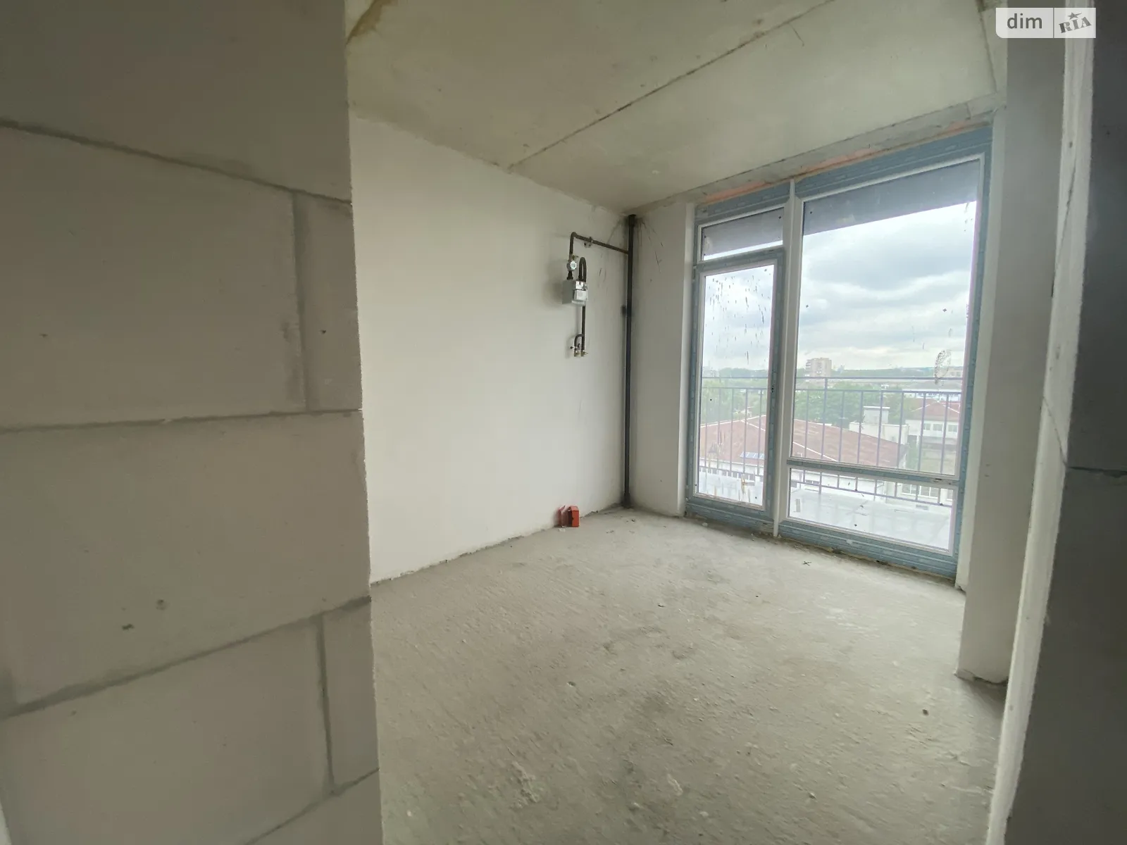 Продается 2-комнатная квартира 52 кв. м в Ивано-Франковске, ул. Карпатская, 40 - фото 1