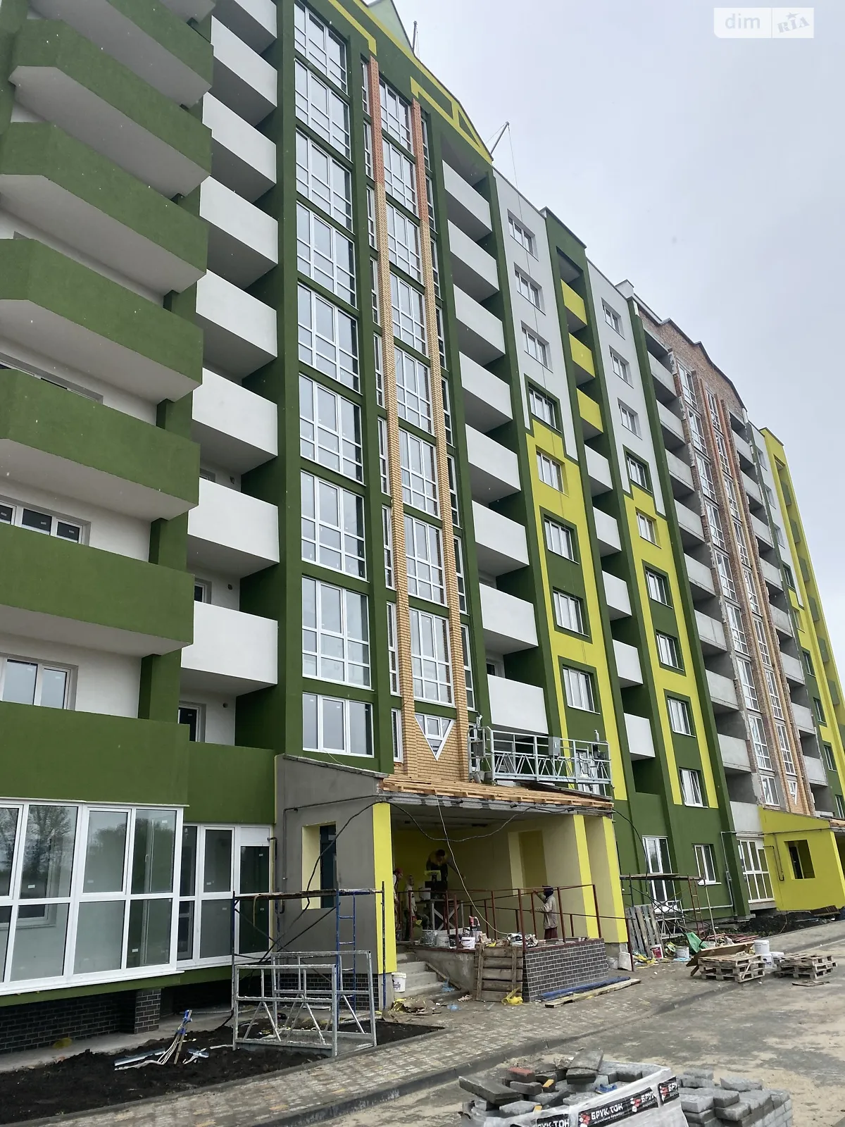2-кімнатна квартира 62 кв. м у Тернополі, вул. Микулинецька, 101А - фото 1