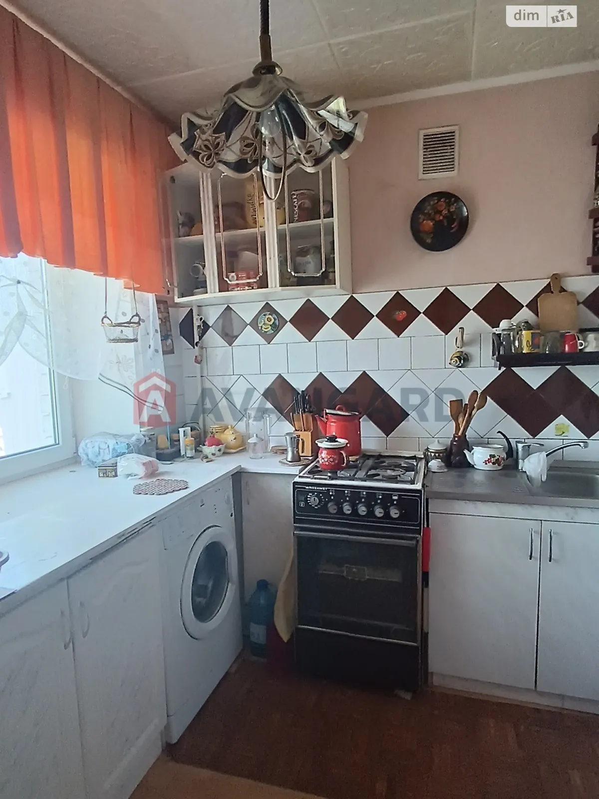 2-комнатная квартира 46 кв. м в Запорожье, ул. Закарпатского Легиона(Комарова), 1 - фото 1