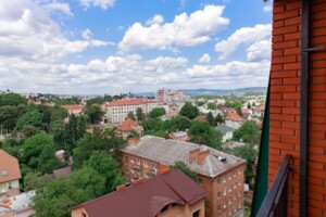 Продажа квартиры, Черновцы, р‑н. Первомайский, Черноморская улица, дом 4А