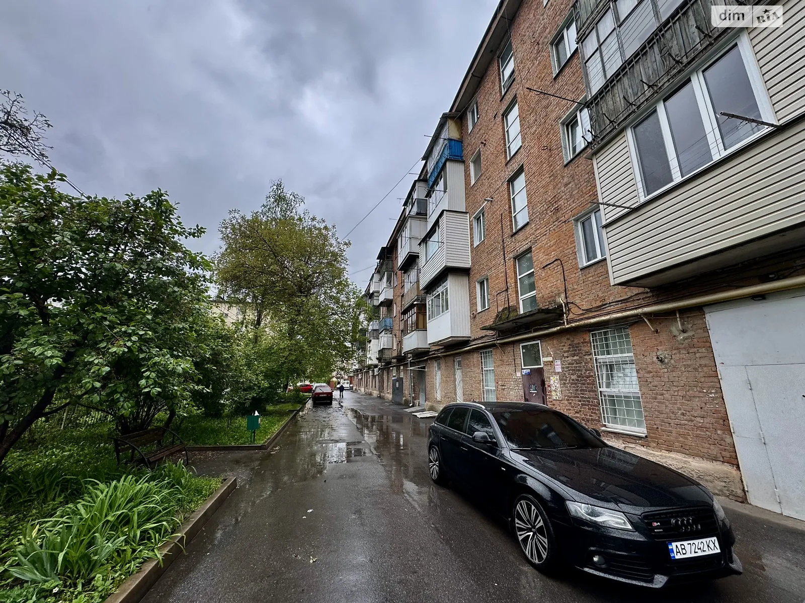 Продається 3-кімнатна квартира 62 кв. м у Вінниці, вул. Київська, 135 - фото 1