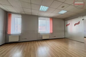 Довгострокова оренда офісного приміщення, Івано-Франківськ, р‑н. Центр, Чапаєва вулиця