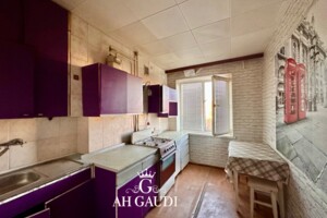 Продаж квартири, Миколаїв, р‑н. Центральний, Колодязна вулиця, буд. 10