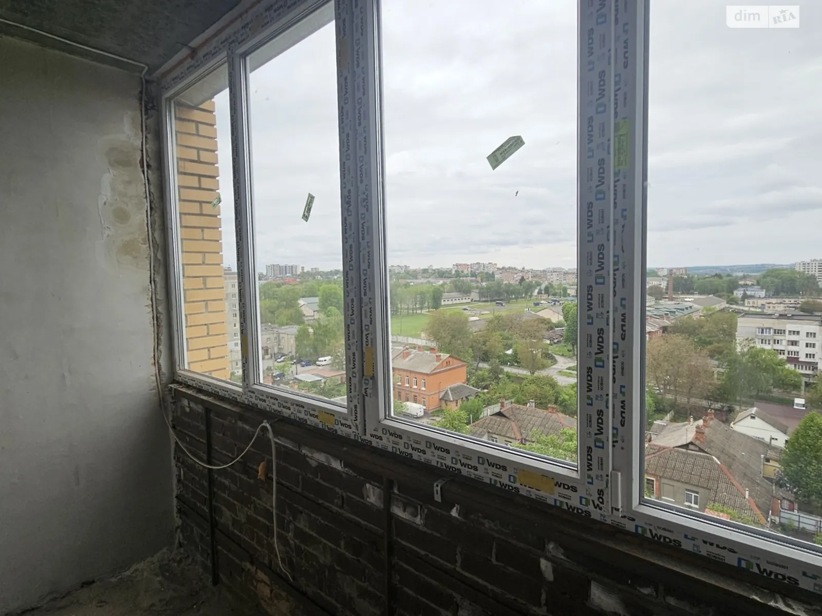 Продається 2-кімнатна квартира 74.8 кв. м у Хмельницькому, цена: 46000 $ - фото 1