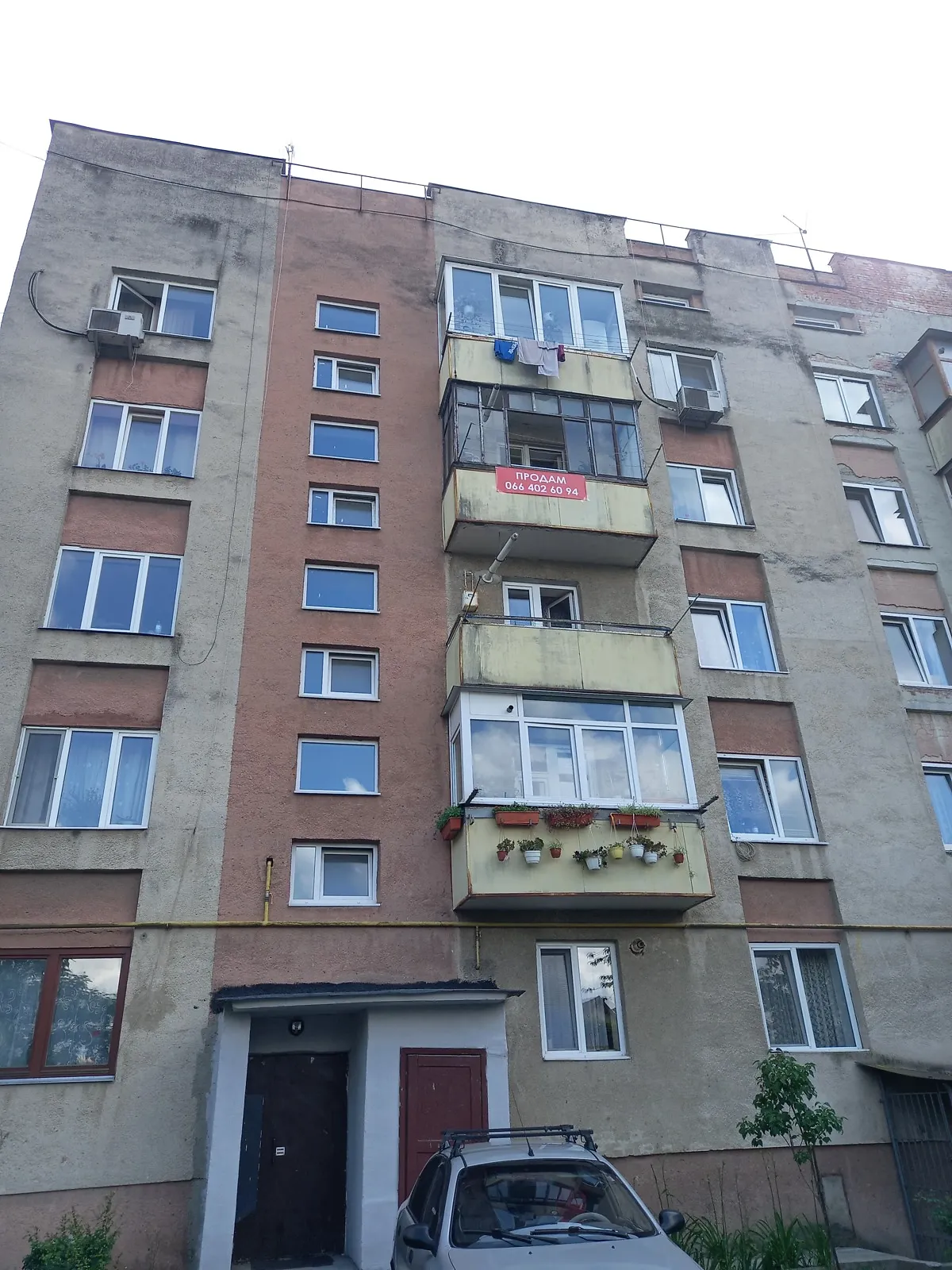 Продается 3-комнатная квартира 68 кв. м в Ужгороде, ул. Узкая, 89 - фото 1