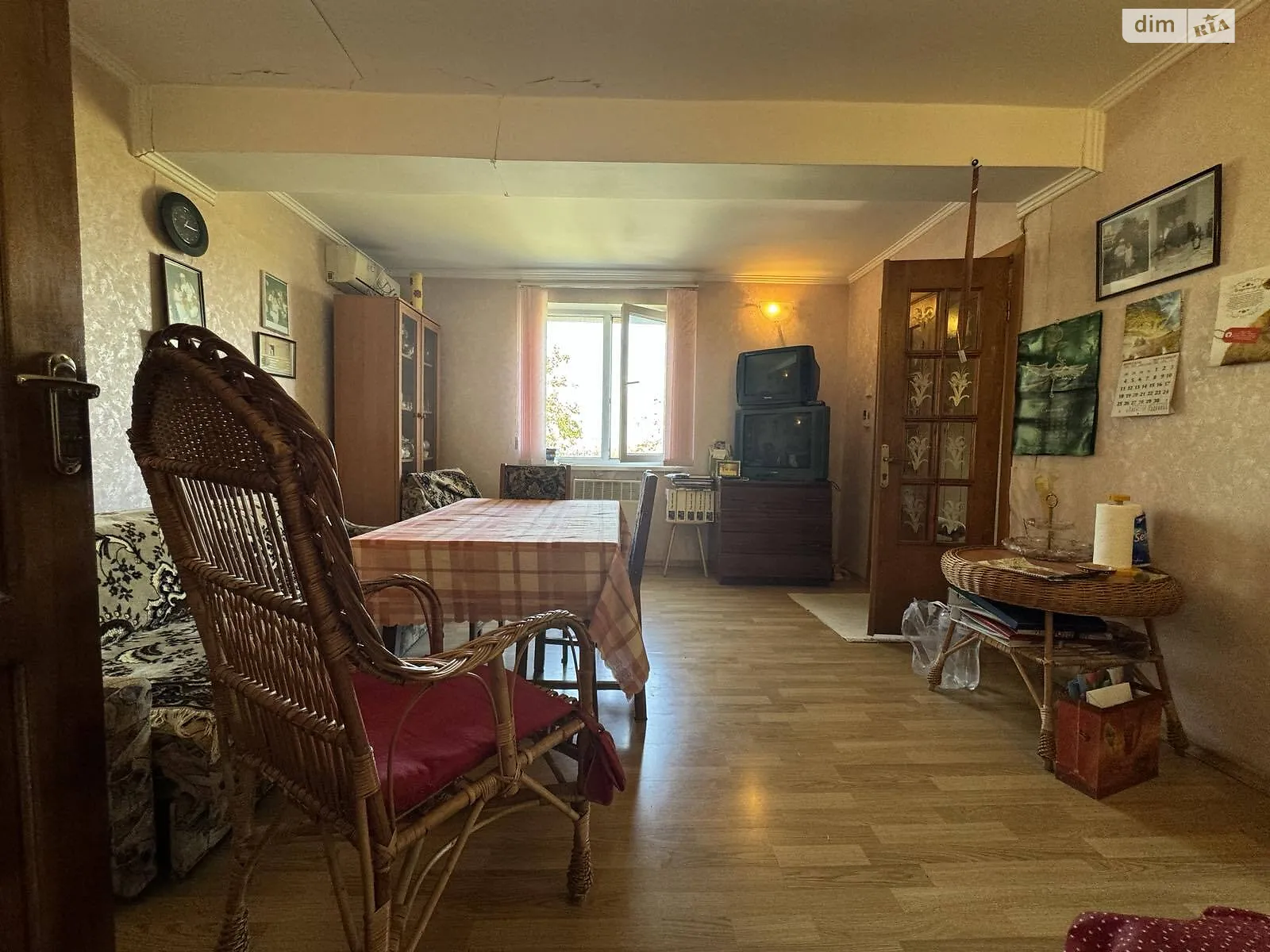 Продается дом на 3 этажа 172 кв. м с беседкой, цена: 80000 $ - фото 1