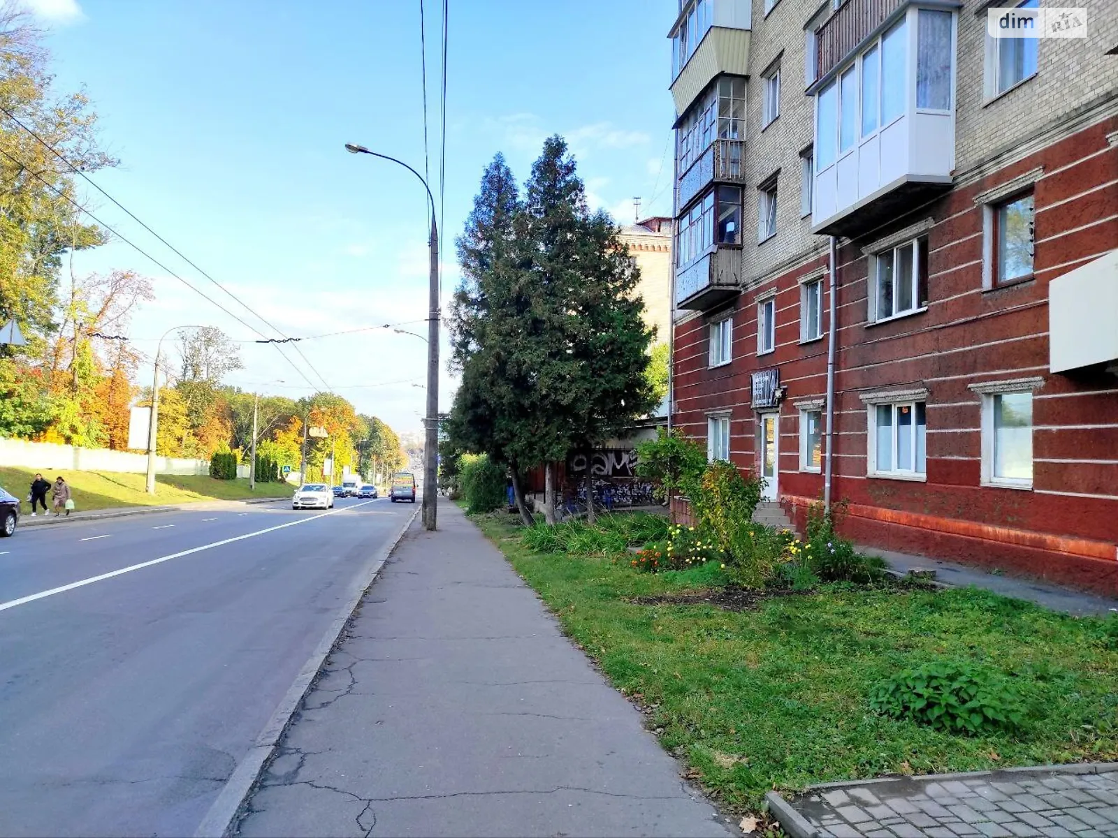 Здається в оренду об'єкт сфери послуг 117 кв. м в 6-поверховій будівлі, цена: 400 € - фото 1