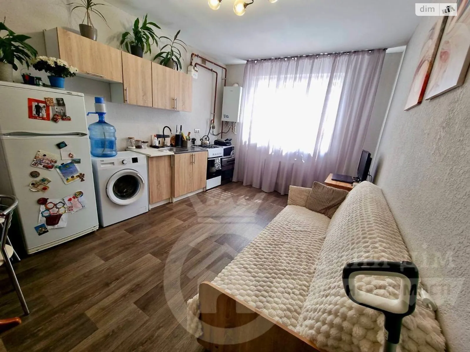 Продается 1-комнатная квартира 46.7 кв. м в Обухове, ул. Загребля, 19 - фото 1