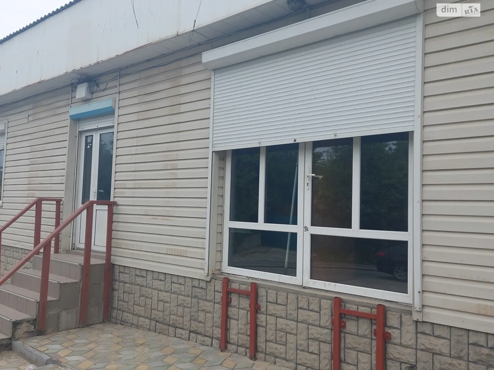 Сдается в аренду помещения свободного назначения 90 кв. м в 1-этажном здании, цена: 27000 грн - фото 1