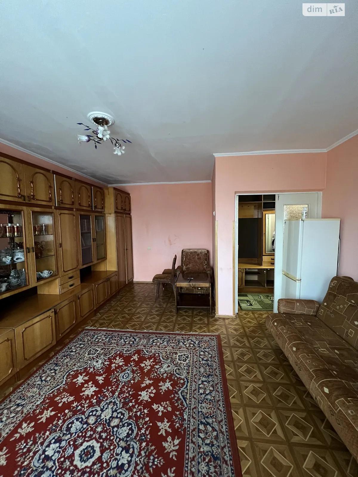 Продается 1-комнатная квартира 35 кв. м в Черновцах, ул. Энтузиастов, 5 - фото 1