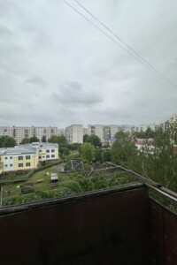 Продаж квартири, Чернівці, р‑н. Шевченківський, Ентузіастів вулиця, буд. 5