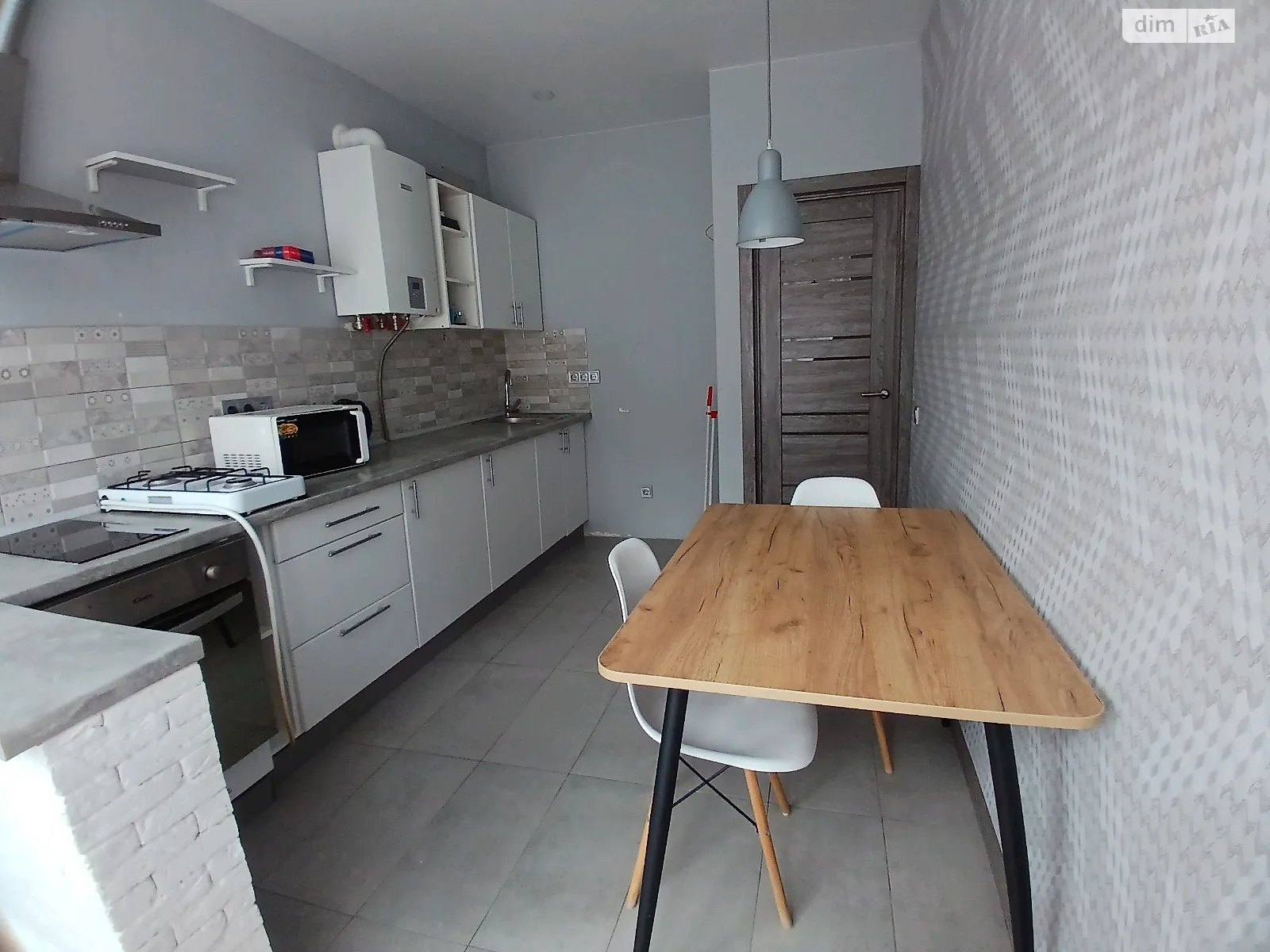 Продается 1-комнатная квартира 39 кв. м в Ирпене, ул. Полтавская, 73 - фото 1
