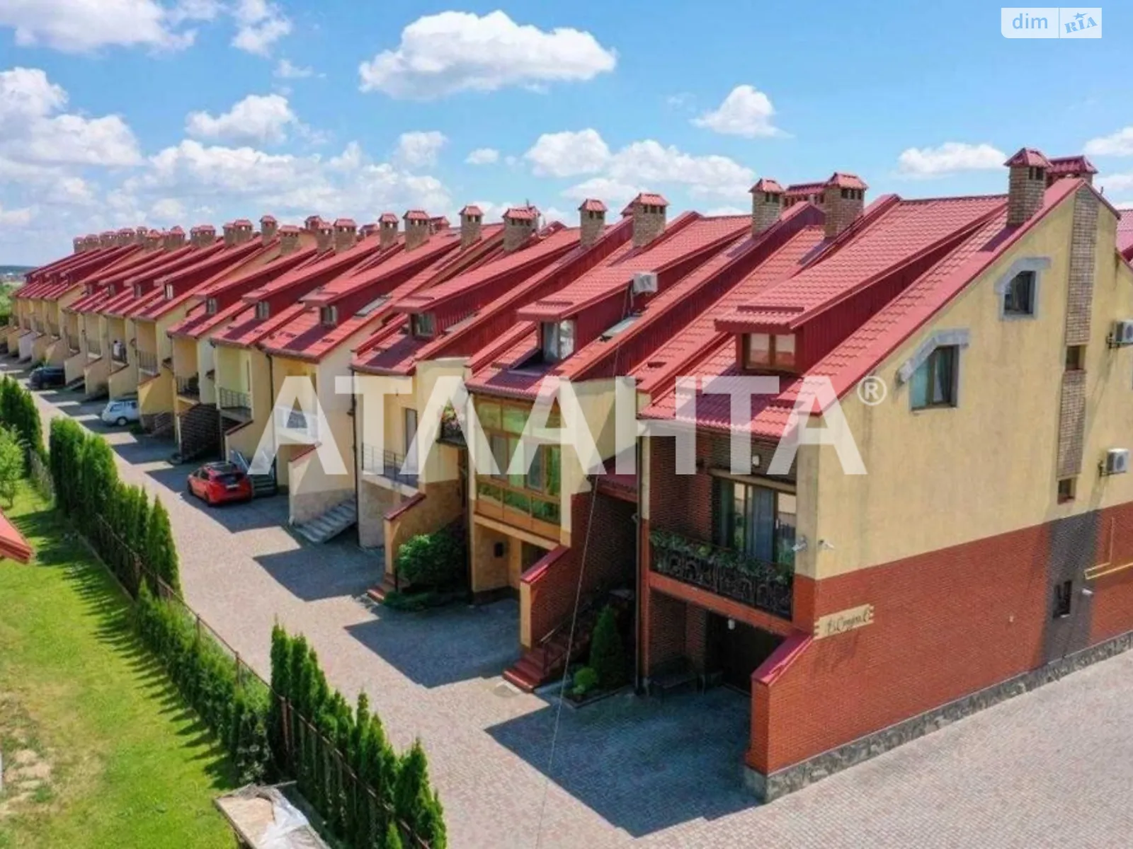 Продается дом на 2 этажа 257.5 кв. м с балконом, цена: 180000 $ - фото 1