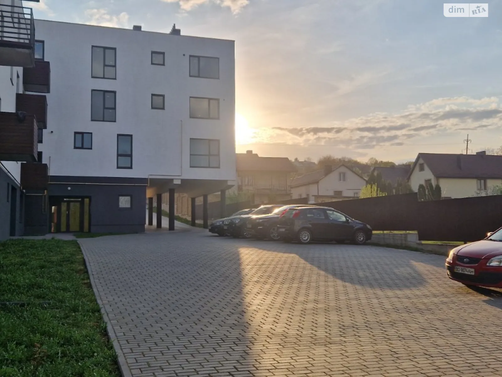 Продается 2-комнатная квартира 72.1 кв. м в Петрикове, ул. Шептицкого, 121Б - фото 1