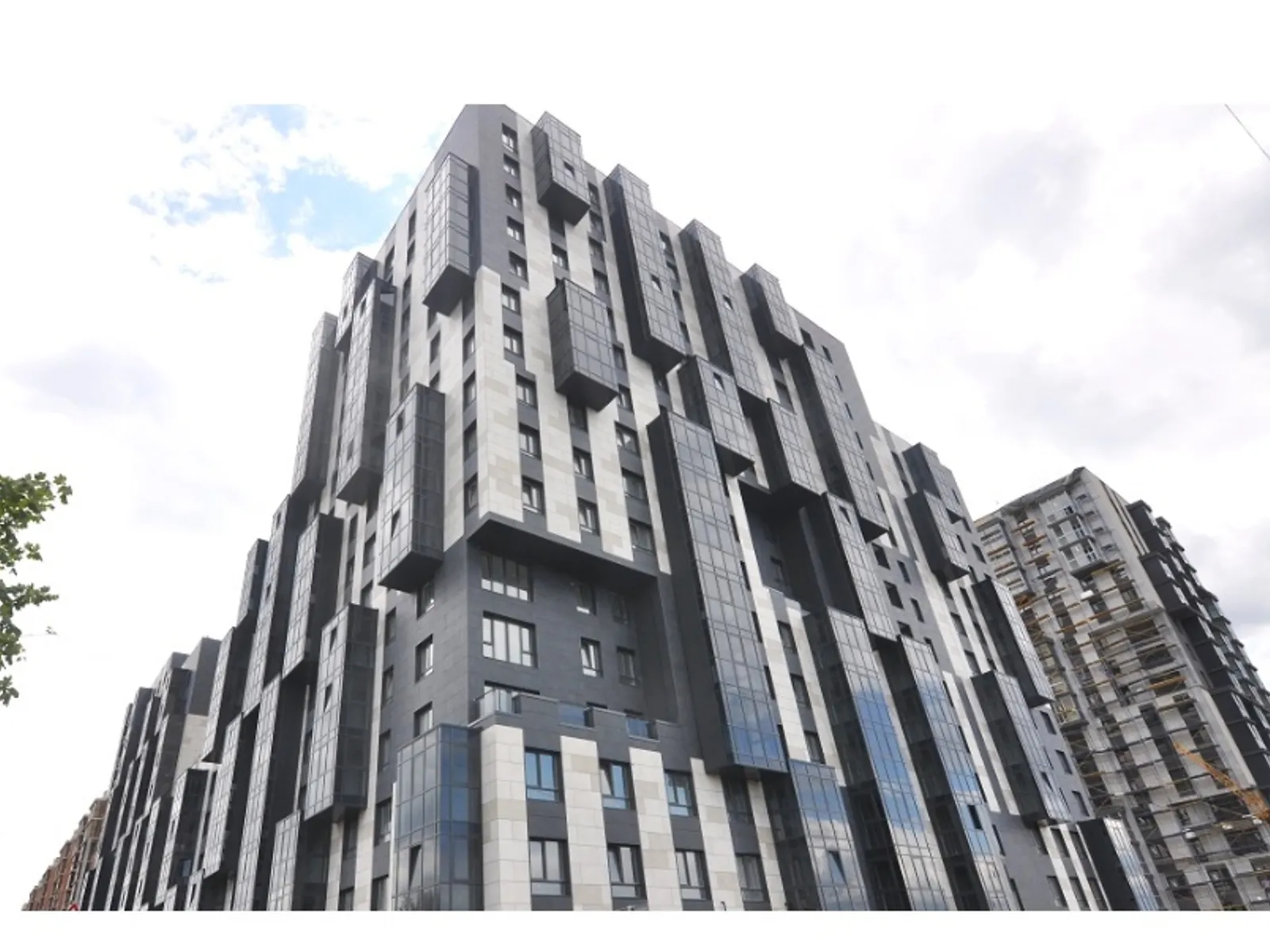 Продается объект сферы услуг 2 кв. м в 13-этажном здании, цена: 6000 $ - фото 1