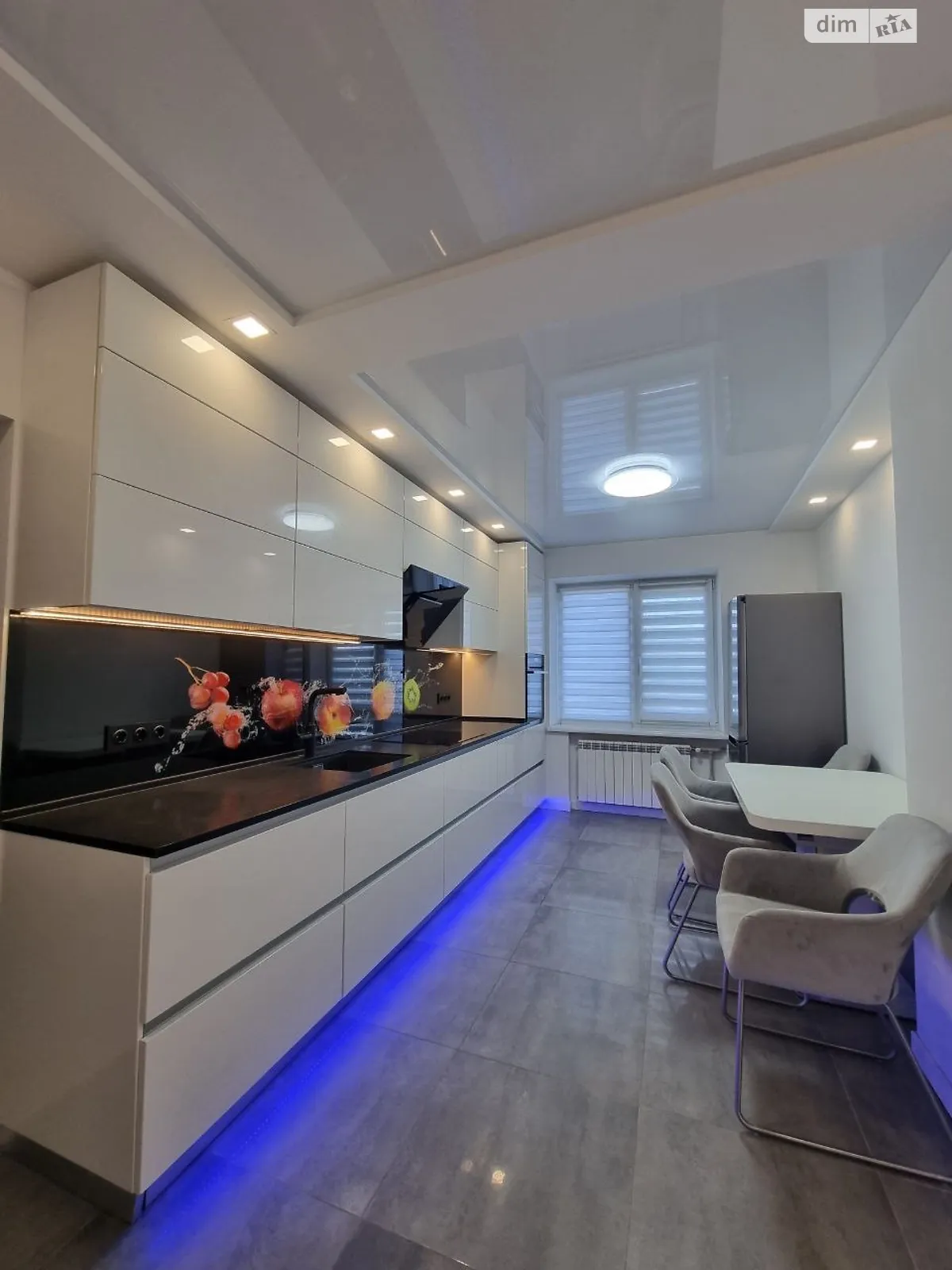 Продається 4-кімнатна квартира 83.5 кв. м у Дніпрі, цена: 85000 $ - фото 1