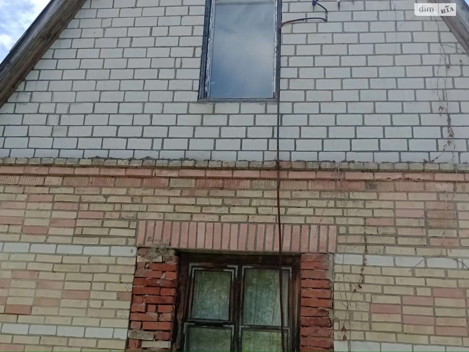 Продається будинок 3 поверховий 100 кв. м з гаражем, цена: 21000 $ - фото 1