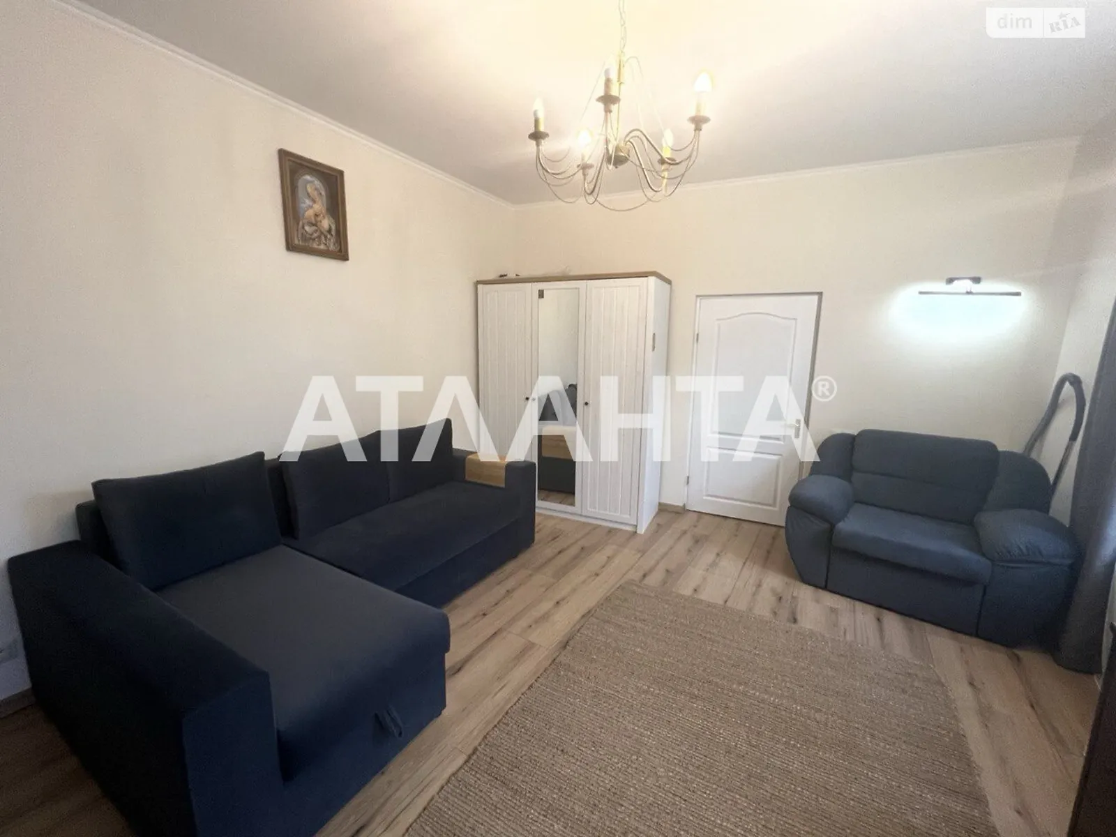 Продається 1-кімнатна квартира 36.6 кв. м у Львові, вул. Валова - фото 1