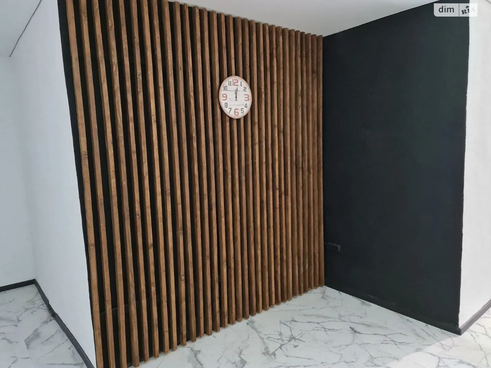 Здається в оренду офіс 38 кв. м в бізнес-центрі, цена: 300 $ - фото 1