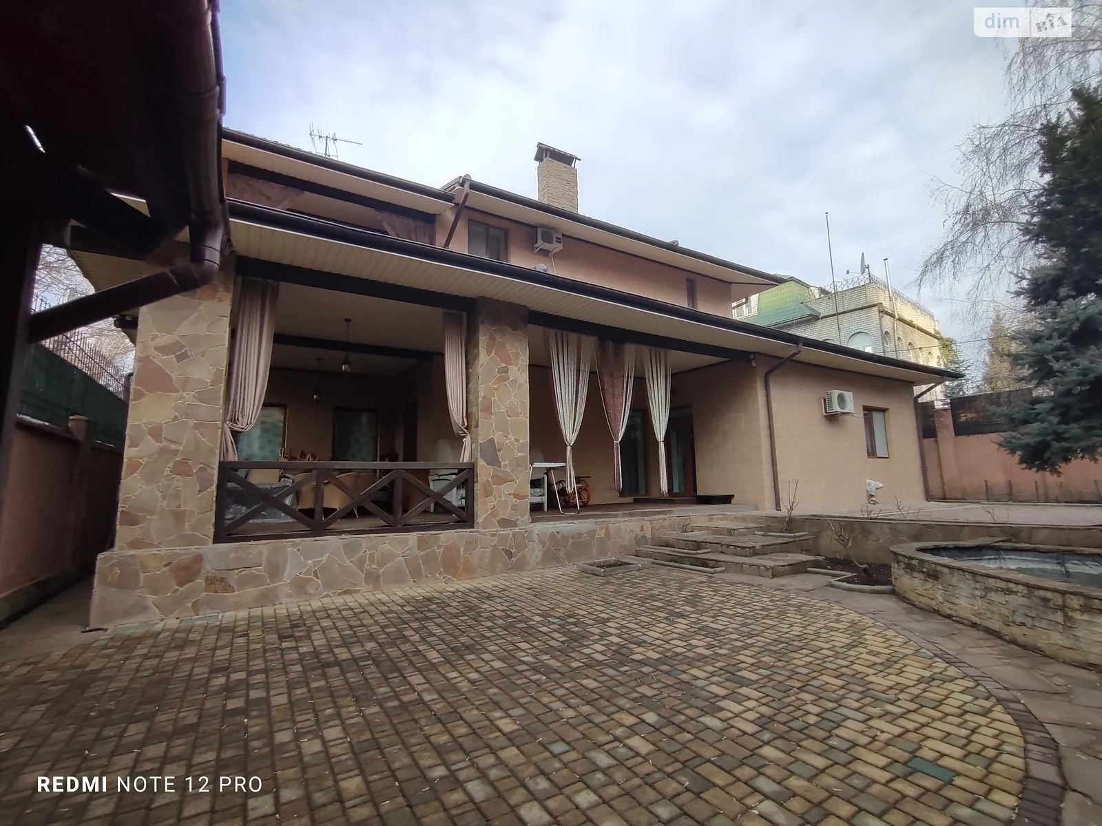 Продается дом на 3 этажа 336.3 кв. м с садом, цена: 315000 $ - фото 1