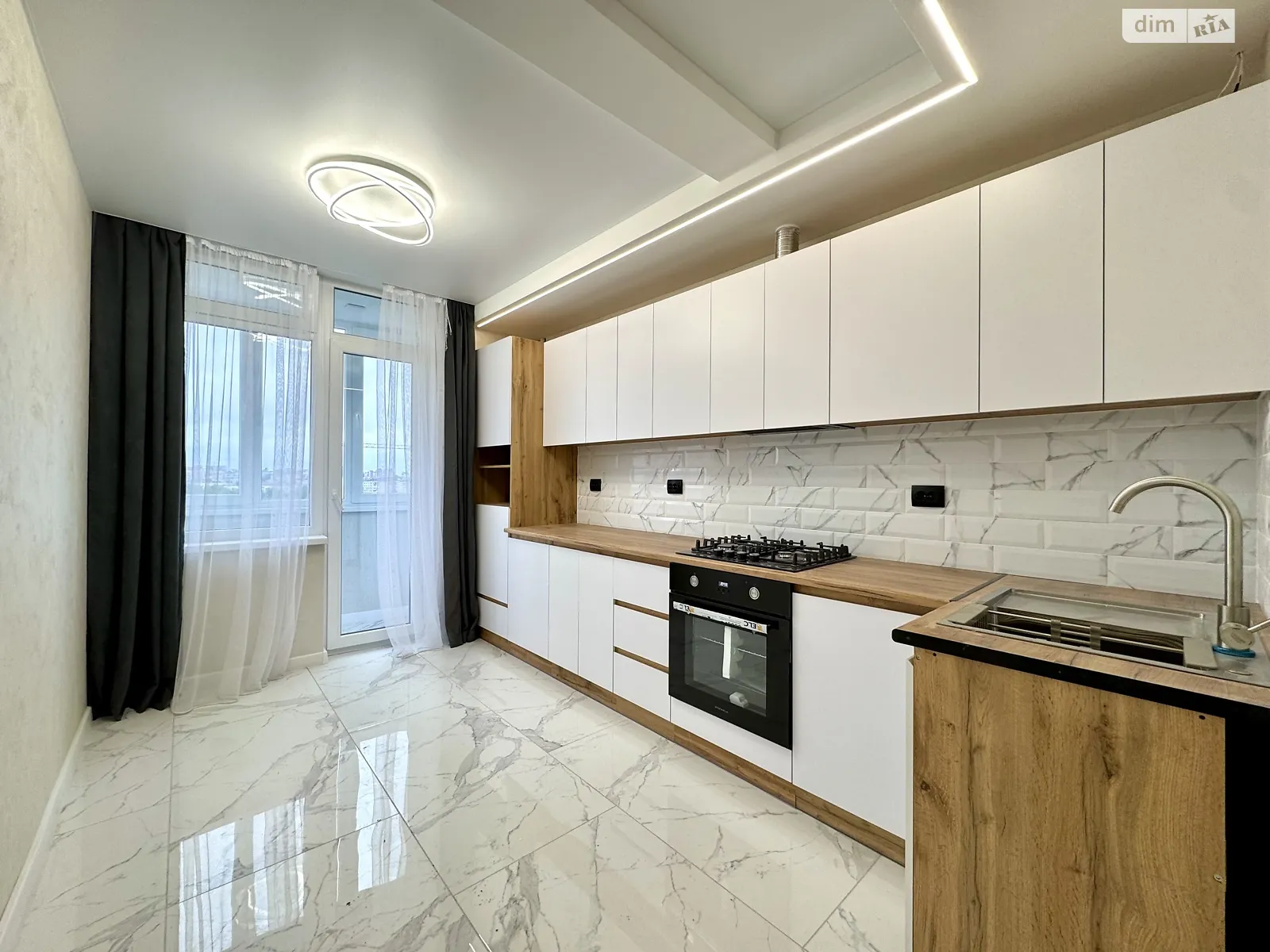 1-кімнатна квартира 41 кв. м у Тернополі, вул. Київська - фото 1