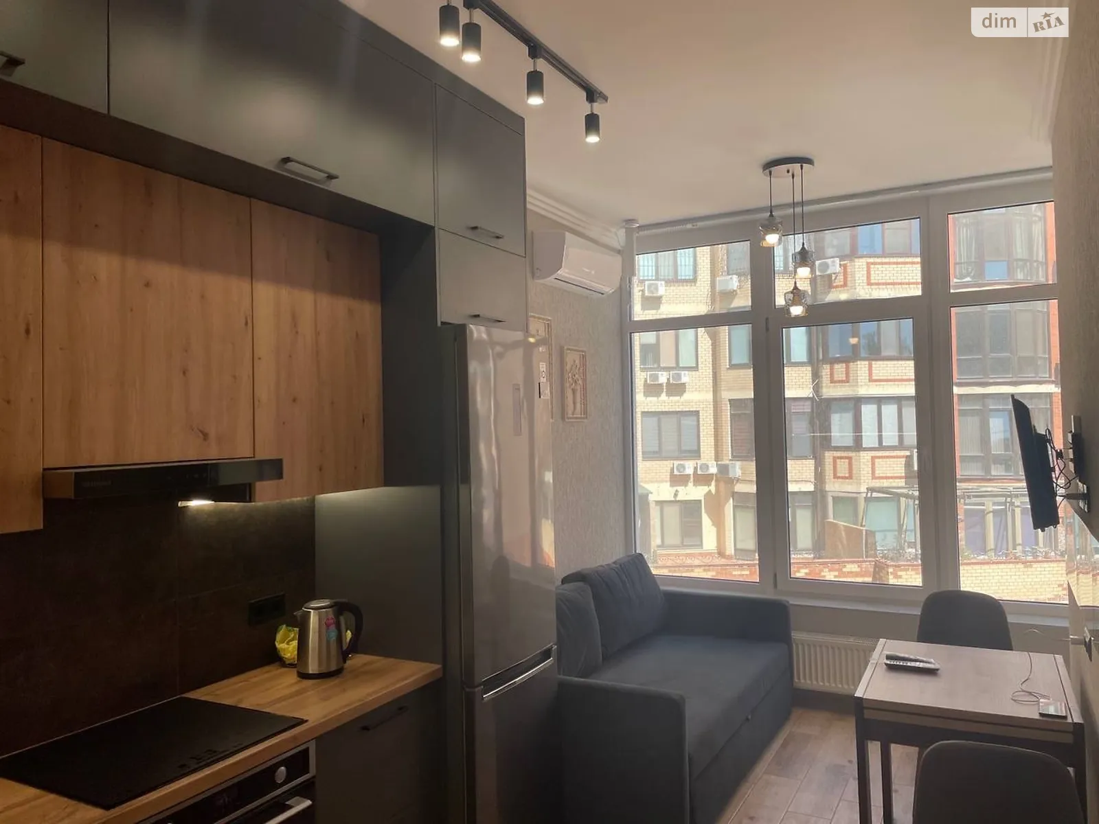 Продається 1-кімнатна квартира 36.1 кв. м у Одесі, вул. Сегедська, 13А - фото 1