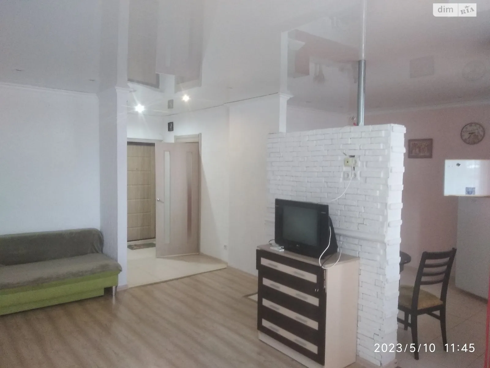 Продається 1-кімнатна квартира 43.3 кв. м у Одесі, вул. Ярослава Баіса(Володимира Висоцького), 17 - фото 1