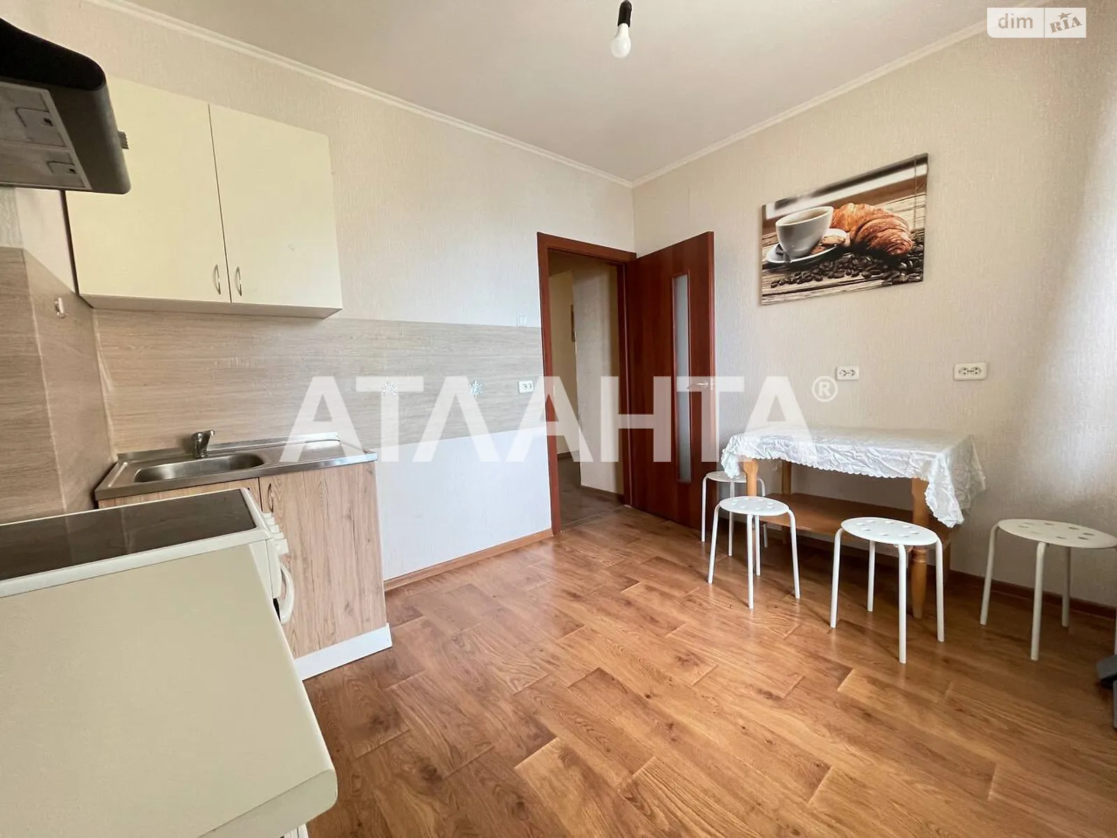 Продається 1-кімнатна квартира 48.6 кв. м у Вишгороді, вул. Кургузова, 11Г - фото 1