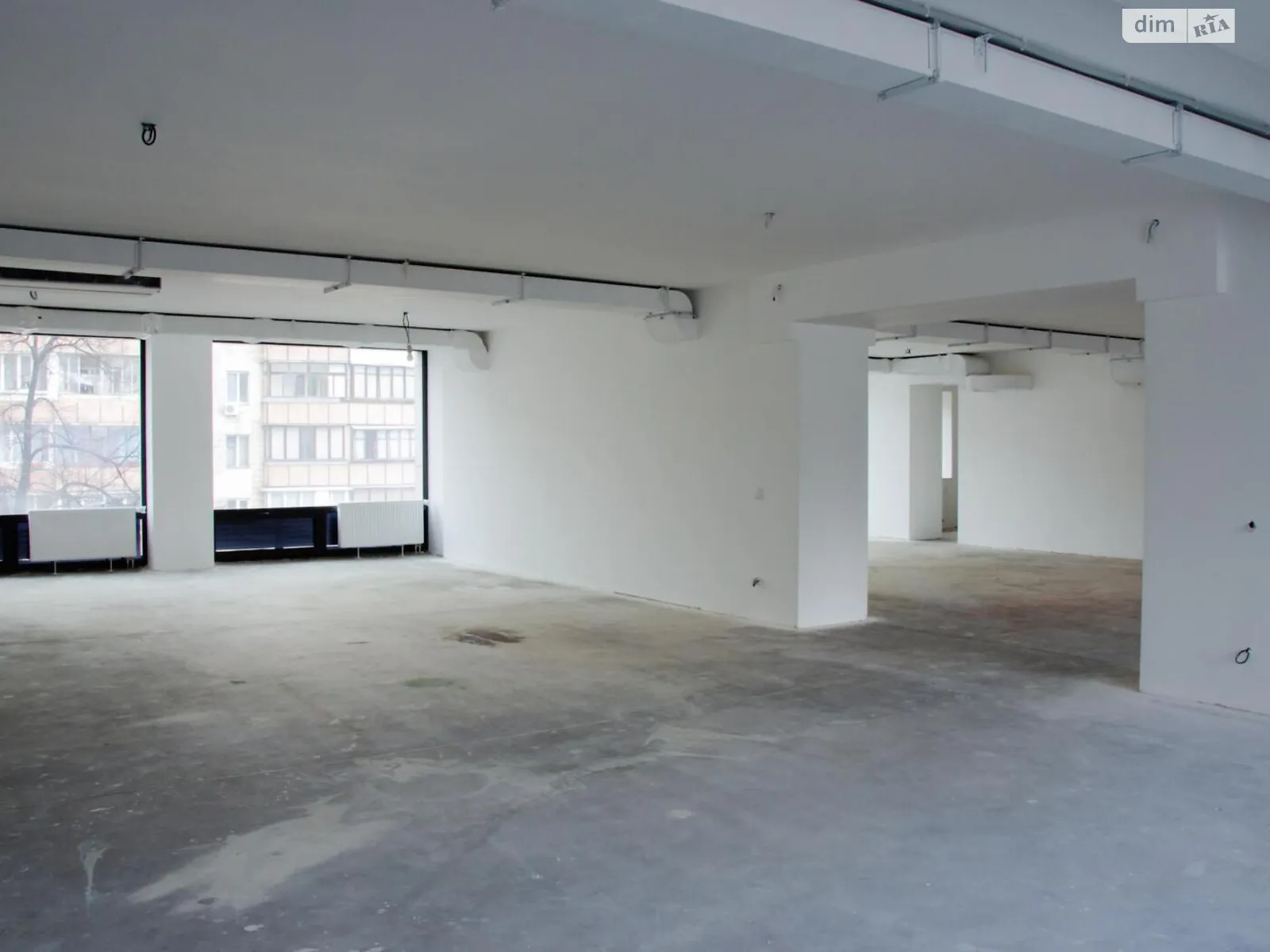 Сдается в аренду офис 277 кв. м в бизнес-центре, цена: 5050 $ - фото 1