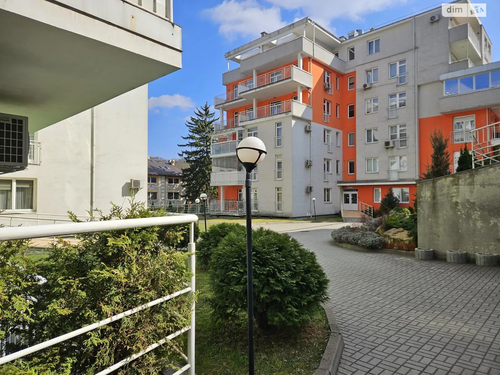 Продается 3-комнатная квартира 97.4 кв. м в Львове, цена: 300000 $ - фото 1