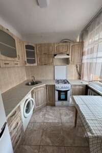 Продаж квартири, Хмельницький, р‑н. Центр, Соборна вулиця, буд. 43