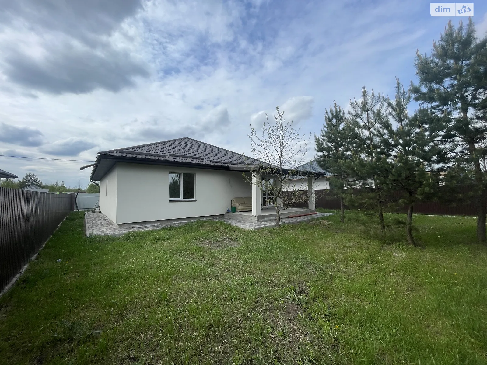 Продается одноэтажный дом 120 кв. м с садом, цена: 125000 $ - фото 1
