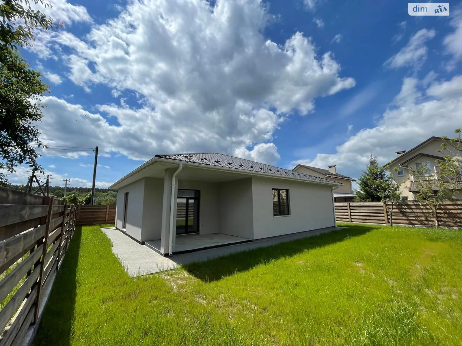 Продається одноповерховий будинок 120 кв. м з каміном, цена: 155000 $ - фото 1