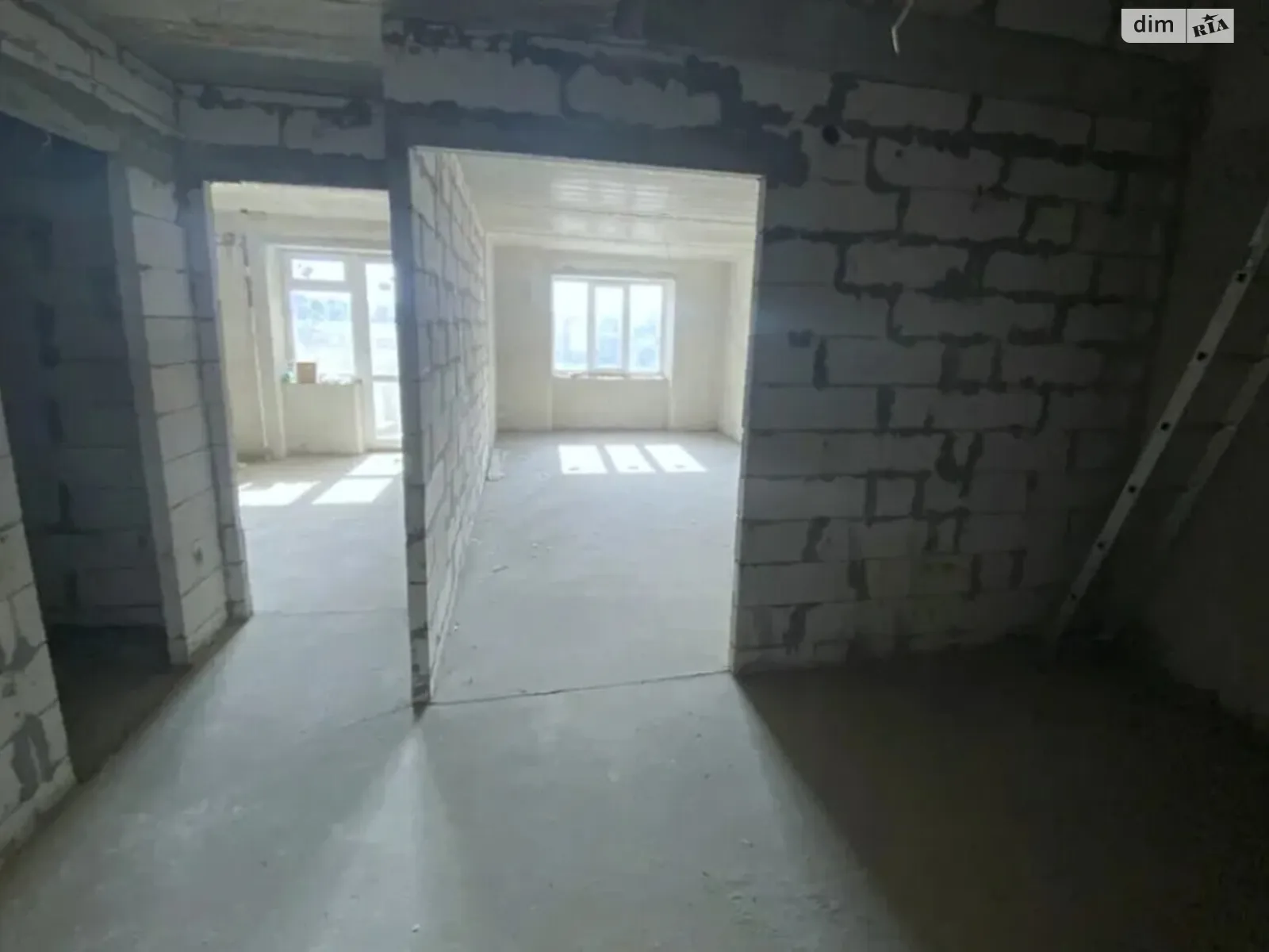 3-комнатная квартира 91 кв. м в Тернополе, ул. Галицкая - фото 1