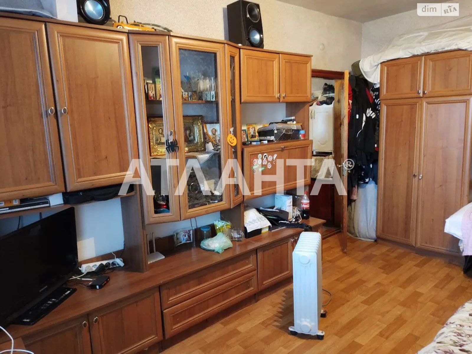 Продается 3-комнатная квартира 69.8 кв. м в Одессе, ул. Бугаевская - фото 1