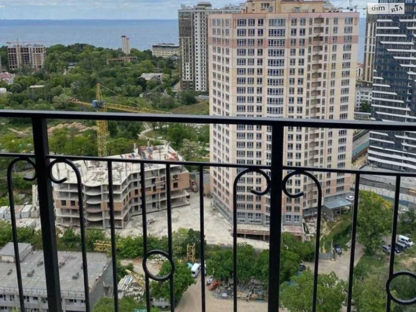 Продається 1-кімнатна квартира 43 кв. м у Одесі, вул. Генуезька - фото 1