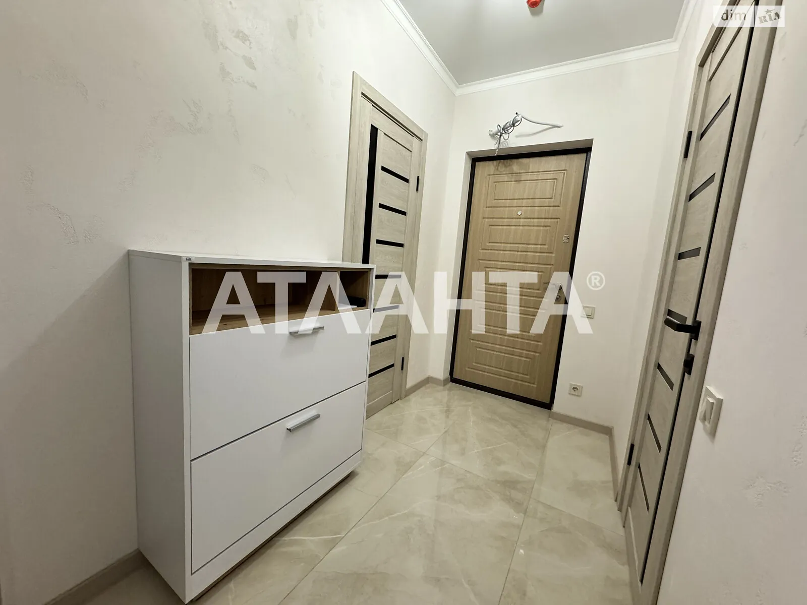 Продается 1-комнатная квартира 35 кв. м в Одессе, ул. Люстдорфская дорога, 100 - фото 1