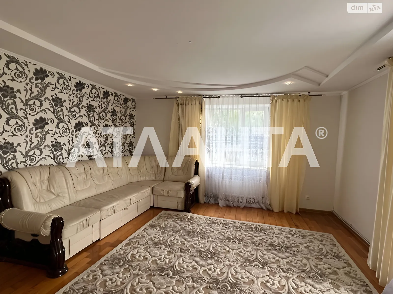 Продается дом на 3 этажа 258.7 кв. м с подвалом, цена: 105000 $ - фото 1