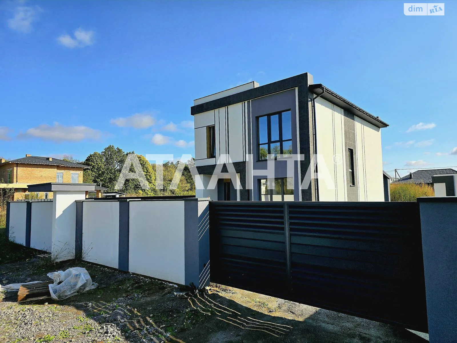 Продається будинок 2 поверховий 130 кв. м з каміном, цена: 130000 $ - фото 1