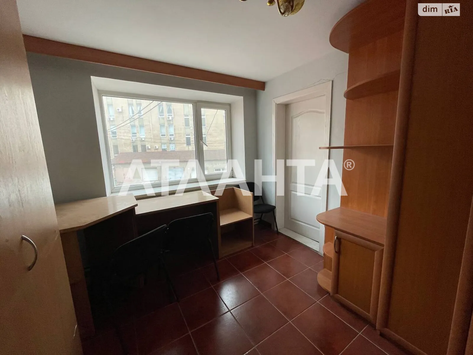 Здається в оренду офіс 13 кв. м в бізнес-центрі, цена: 130 $ - фото 1