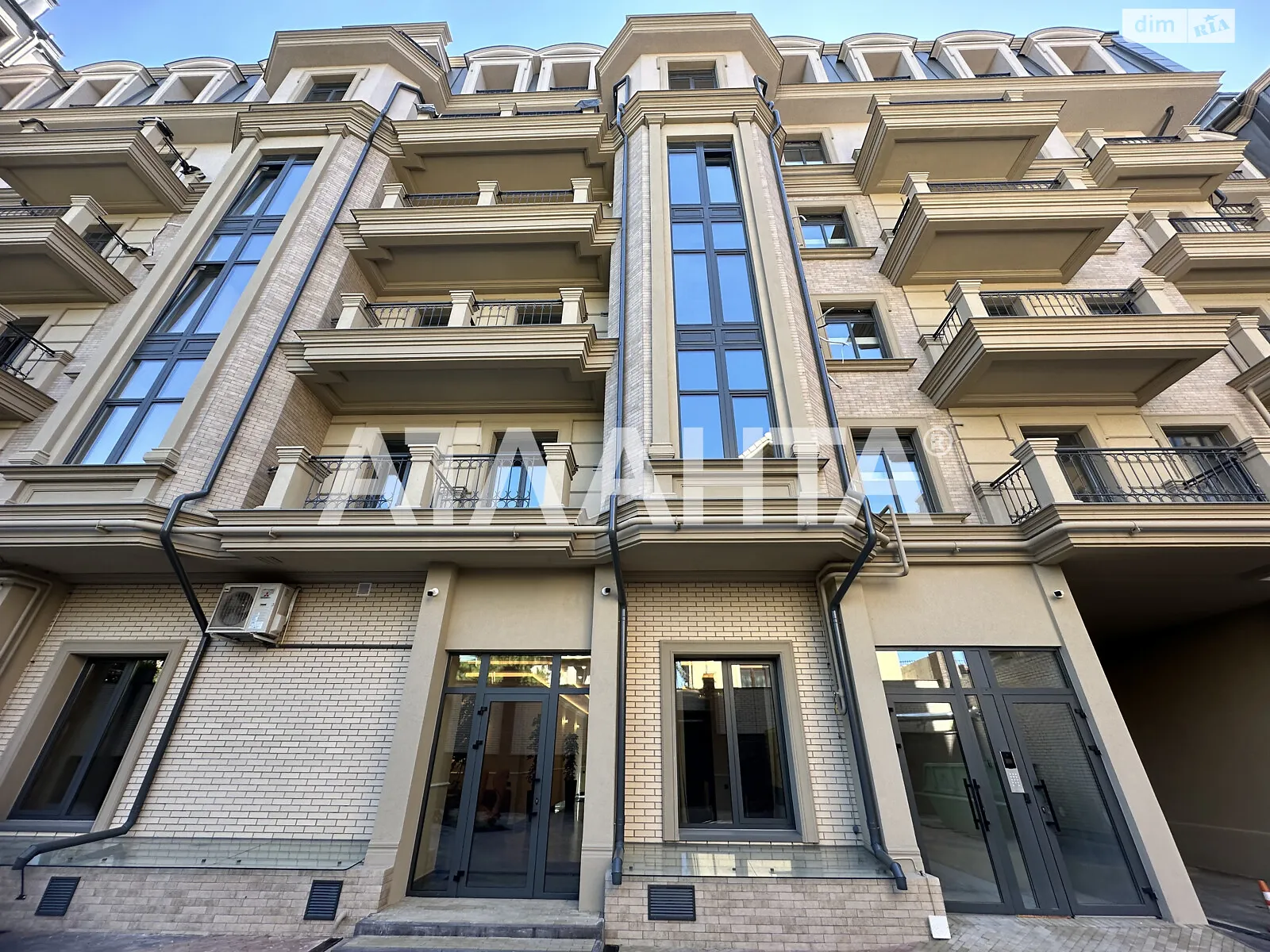 Продается 2-комнатная квартира 70.5 кв. м в Одессе, Фонтанская дор. - фото 1