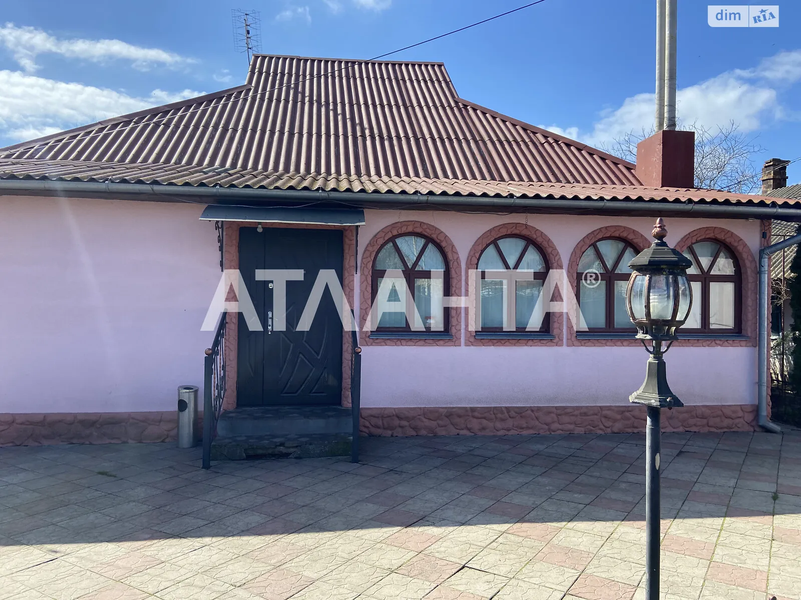 Продается одноэтажный дом 131.3 кв. м с верандой, цена: 75000 $ - фото 1