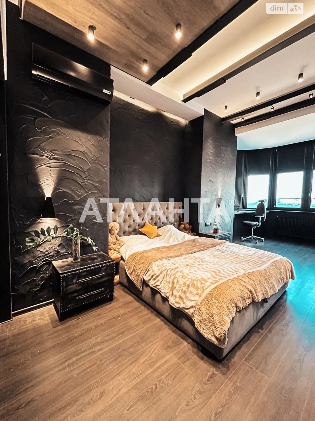Продается 2-комнатная квартира 85 кв. м в Одессе, пер. Обсерваторный, 2/6 - фото 1