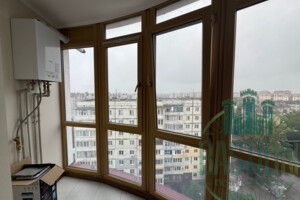 Продаж квартири, Івано-Франківськ, р‑н. Брати, Хоткевича Гната вулиця