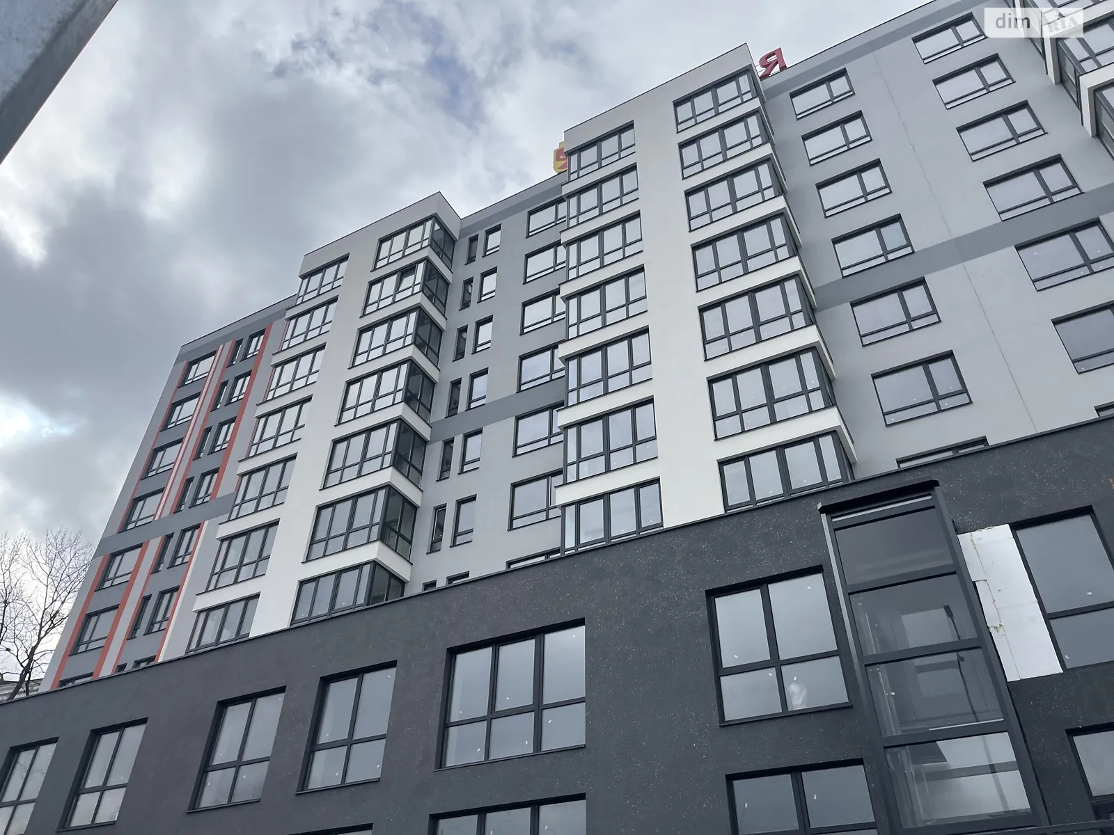 Продается 2-комнатная квартира 80 кв. м в Виннице, ул. Привокзальная, 30 - фото 1