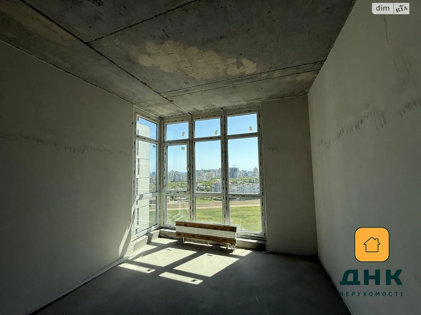 Продається 2-кімнатна квартира 60 кв. м у Одесі, вул. Краснова, 3 корпус 65 - фото 1