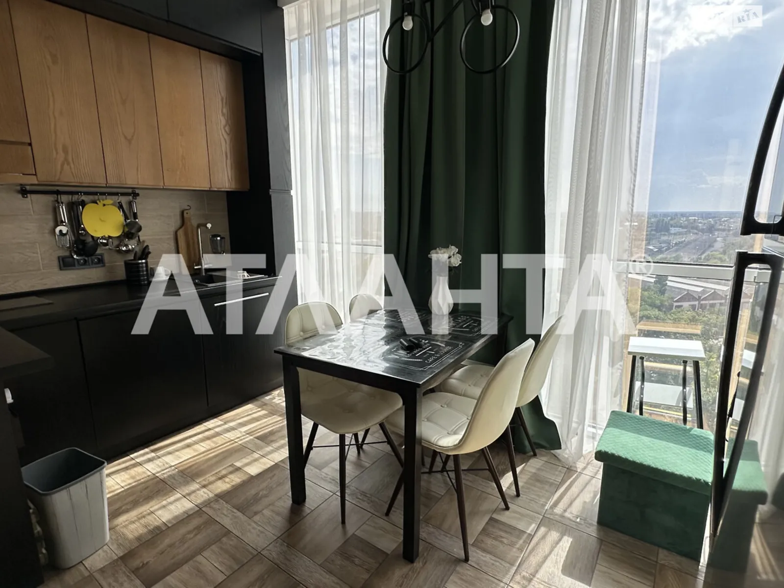 Продается 2-комнатная квартира 54.9 кв. м в Одессе, ул. Болгарская, 87А - фото 1