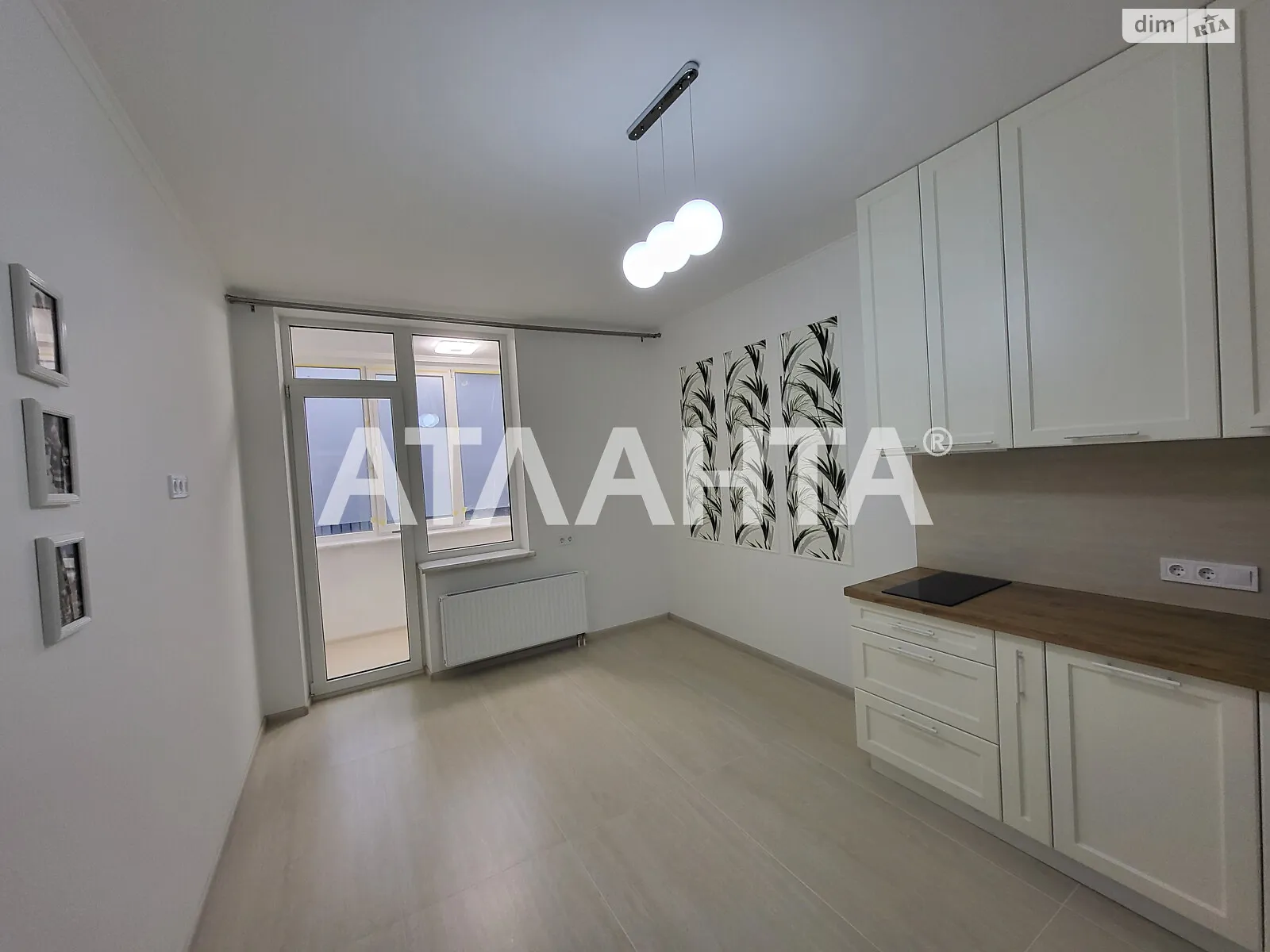 Продається 1-кімнатна квартира 48.8 кв. м у Одесі, вул. Прохоровська, 40 корпус 5 - фото 1